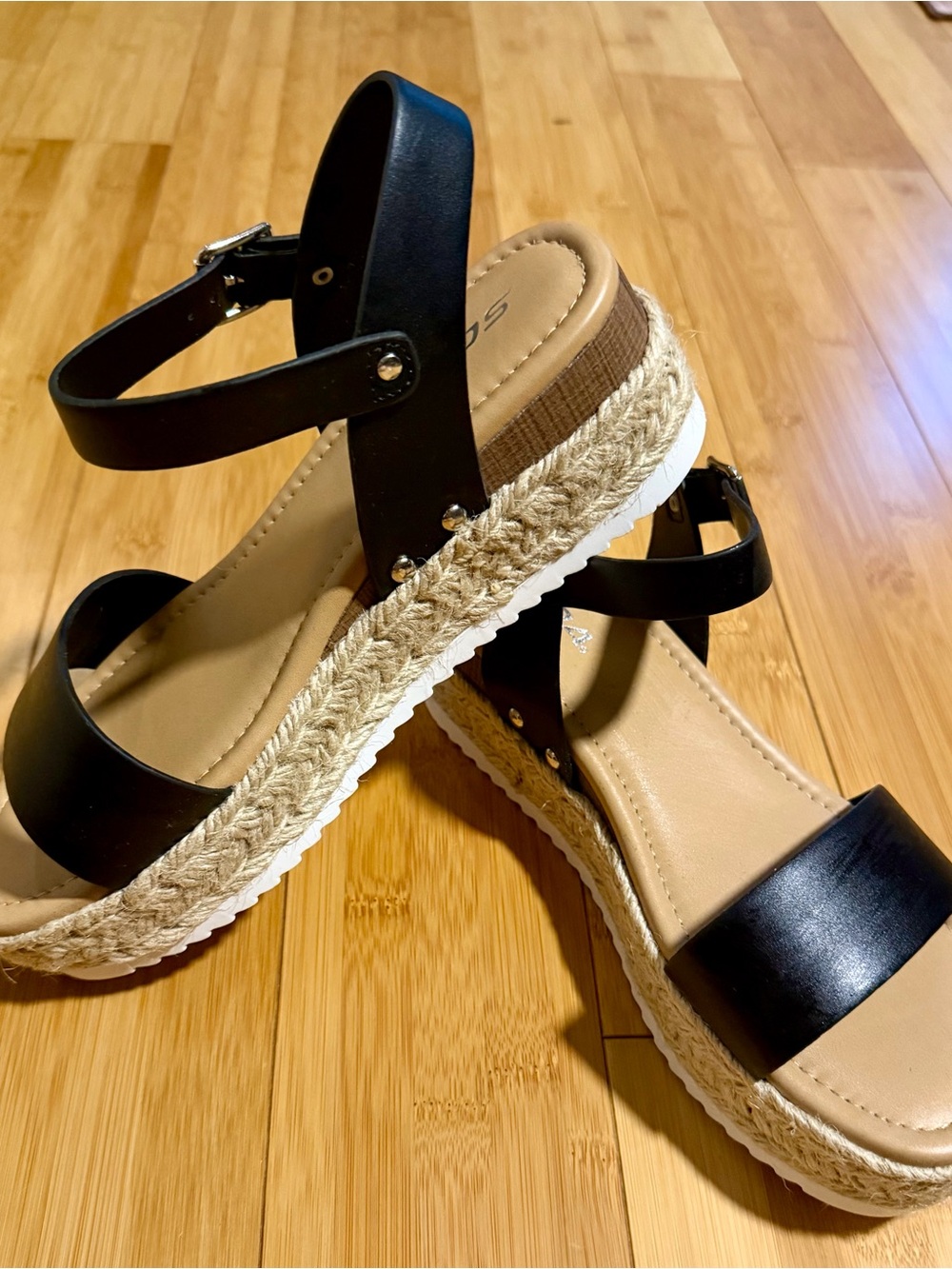 Soda Black Espadrille Platform Sandals